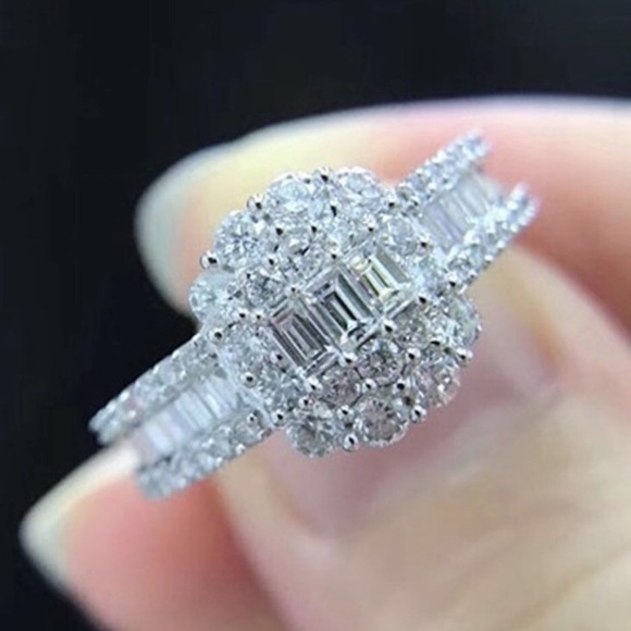 White Sapphire 925 Sterling Silver Ring - Picture 4 of 6